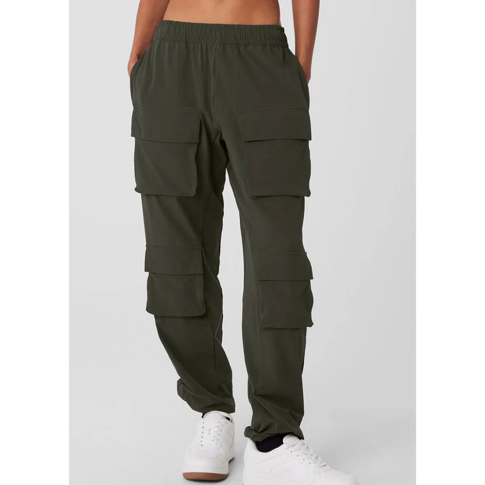 ALO Yoga Green Jogger Track Pants with Elastic Waistband